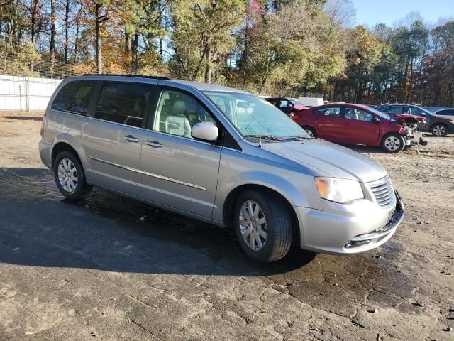 2013 Chrysler Town & Country Touring