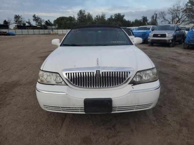 2006 Lincoln Town Car Executive