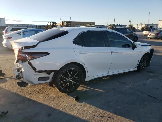 2021 Toyota Camry SE