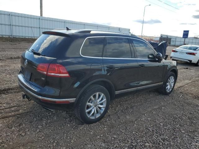 2016 Volkswagen Touareg Sport