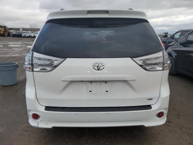 2015 Toyota Sienna Sport