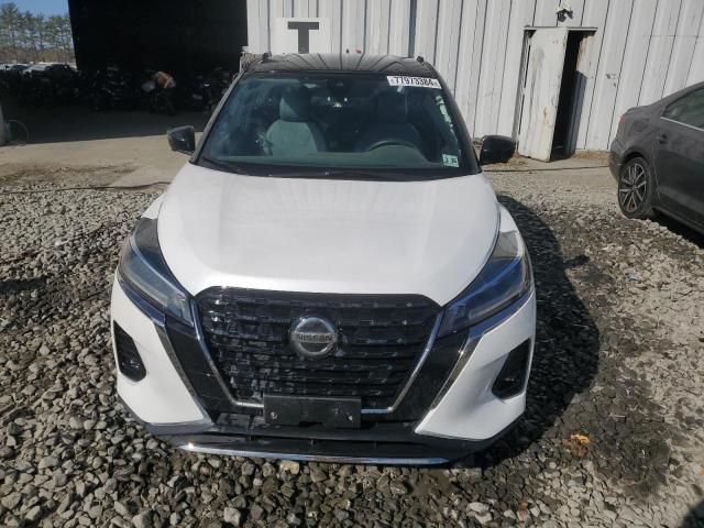 2021 Nissan Kicks SR