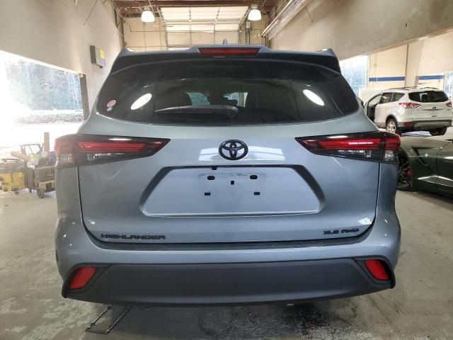 2024 Toyota Highlander LE