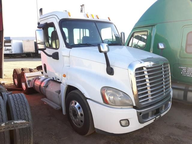 2011 Freightliner Cascadia 125