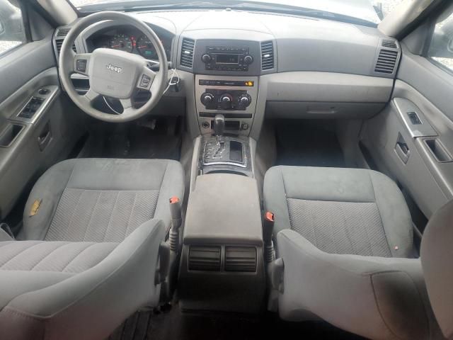 2005 Jeep Grand Cherokee Laredo