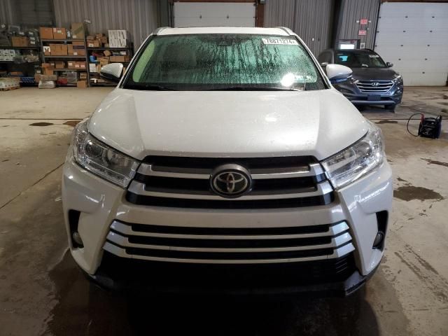 2018 Toyota Highlander SE