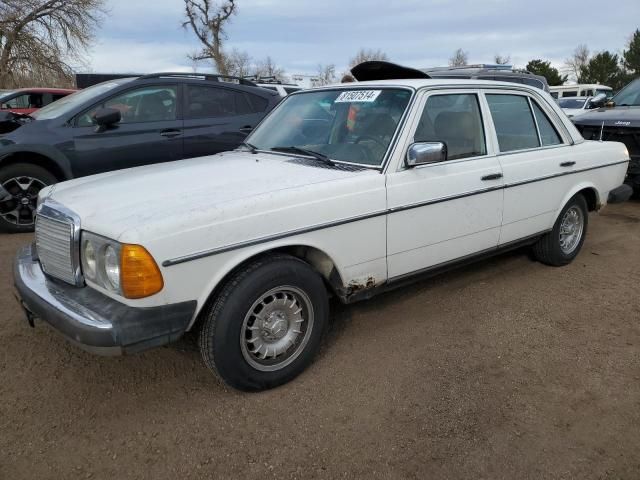 1980 Mercedes-Benz 300