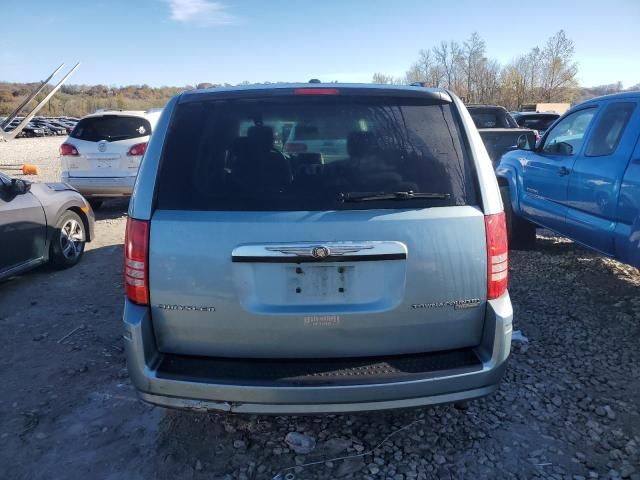 2010 Chrysler Town & Country Touring