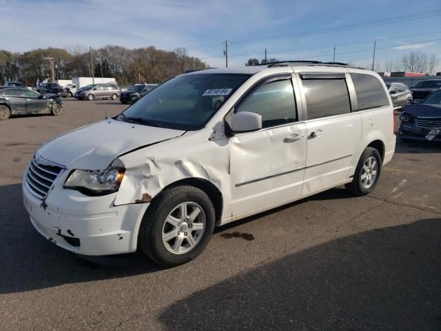 2010 Chrysler Town & Country Touring