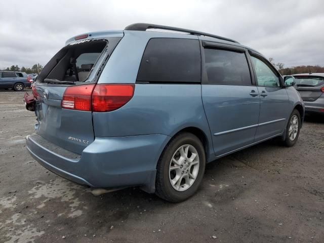 2004 Toyota Sienna XLE