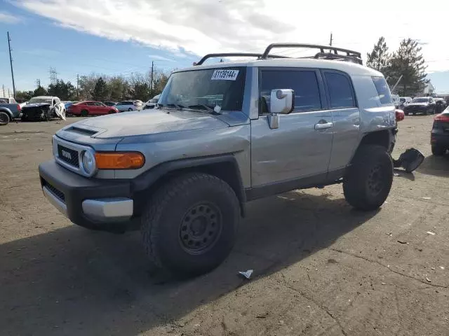 2012 Toyota FJ Cruiser