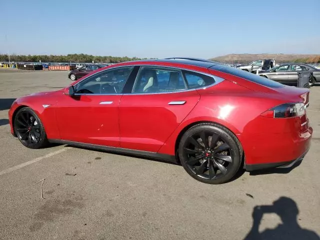 2015 Tesla Model S