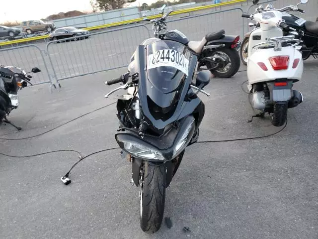 2004 Kawasaki Ninja ZX 10R