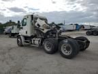 2011 Freightliner Cascadia 113