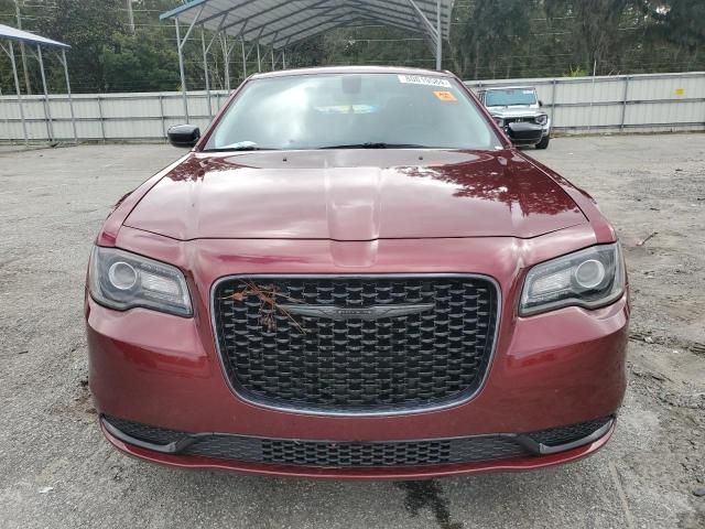 2020 Chrysler 300 Touring