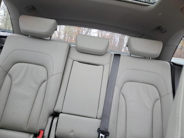 2010 Audi Q5 Premium Plus