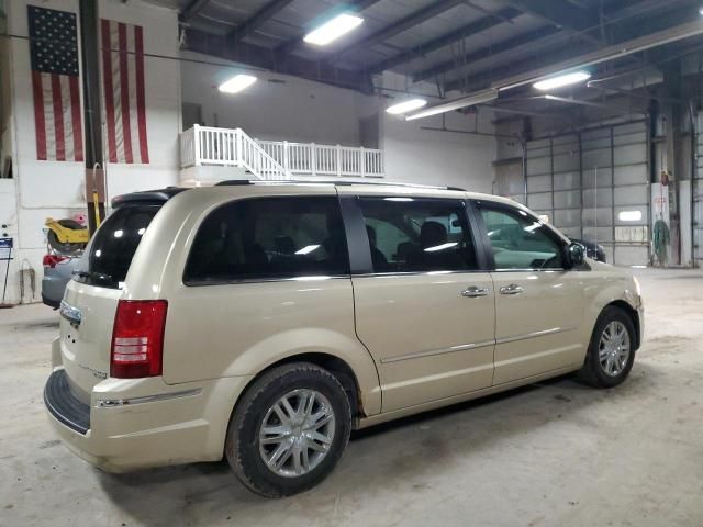 2010 Chrysler Town & Country Limited