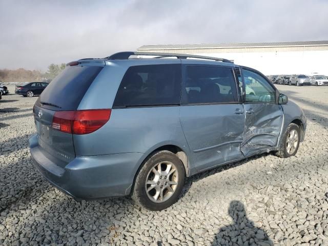 2005 Toyota Sienna XLE