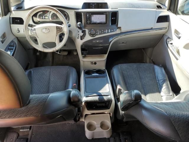 2013 Toyota Sienna Sport