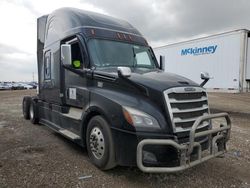 Salvage trucks for sale at Houston, TX auction: 2022 Freightliner Cascadia 126