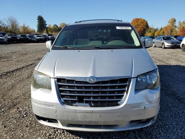 2010 Chrysler Town & Country Touring