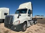 2012 Freightliner Cascadia 125