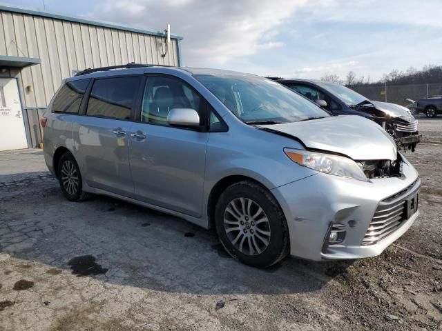 2019 Toyota Sienna XLE