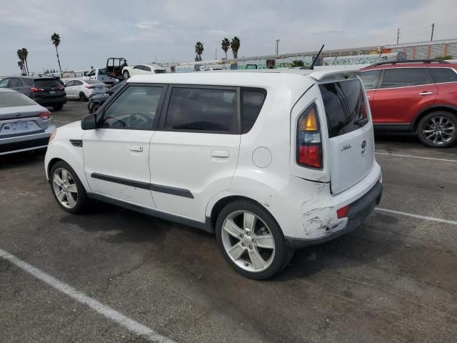 2010 KIA Soul +