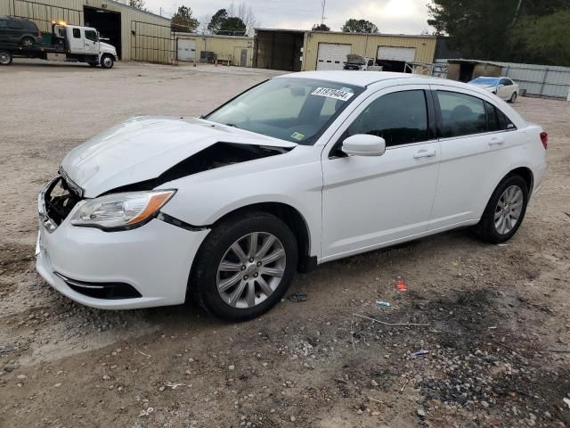 2013 Chrysler 200 Touring