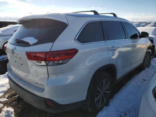 2019 Toyota Highlander SE