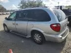 2005 Chrysler Town & Country Touring