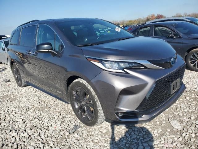 2021 Toyota Sienna XSE