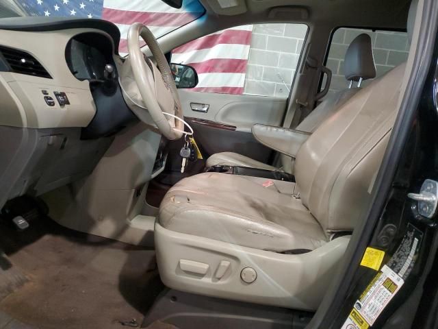 2012 Toyota Sienna XLE