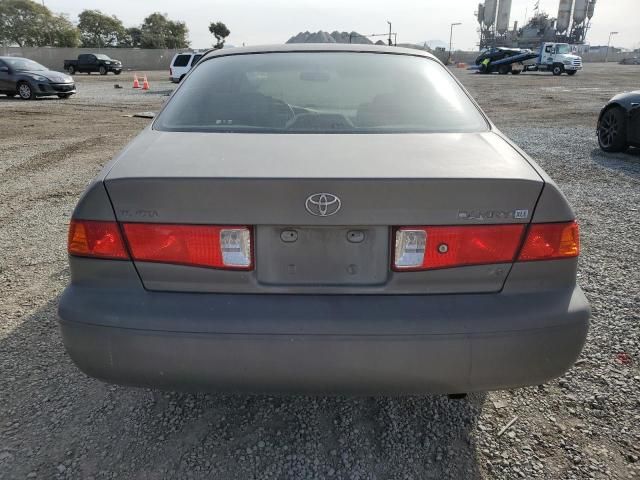 2000 Toyota Camry LE