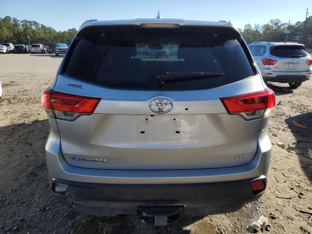 2019 Toyota Highlander SE