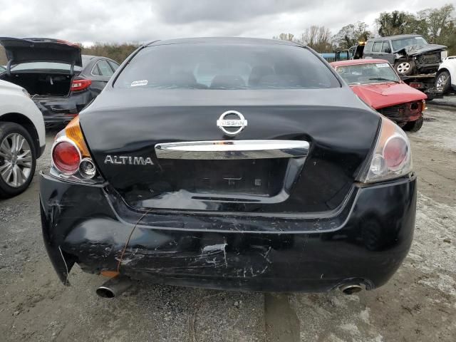 2010 Nissan Altima Base