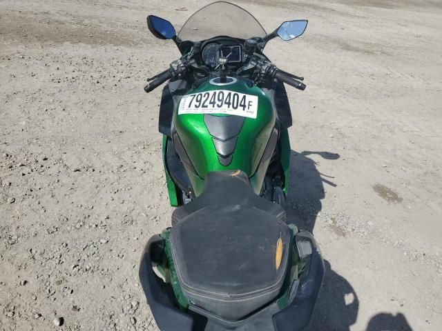 2018 Kawasaki ZX1002 B