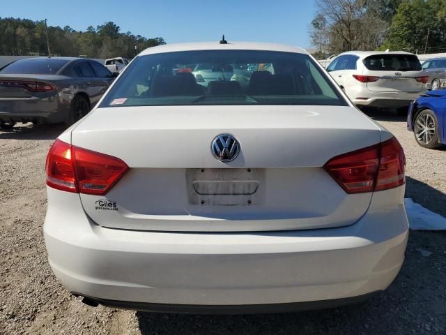 2015 Volkswagen Passat S