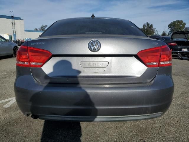 2015 Volkswagen Passat S