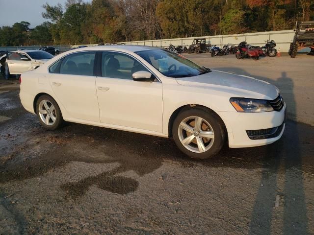 2013 Volkswagen Passat SE