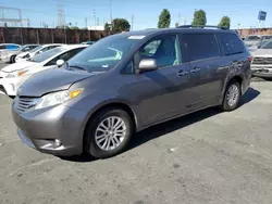 Toyota Vehiculos salvage en venta: 2017 Toyota Sienna XLE