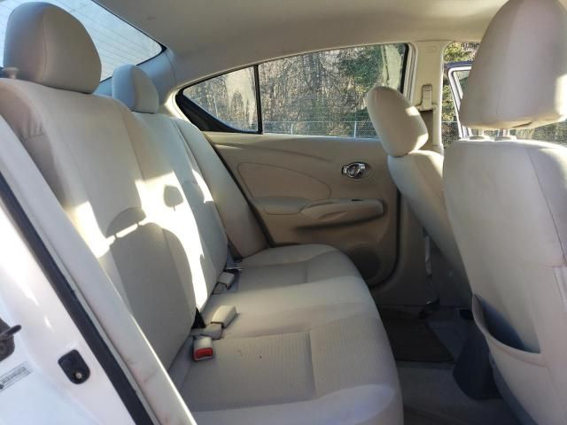 2013 Nissan Versa S