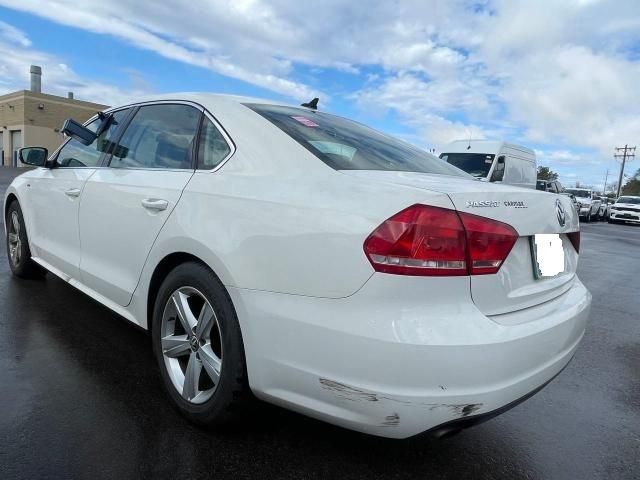 2015 Volkswagen Passat S