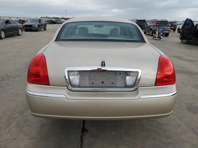 2009 Lincoln Town Car Signature Limited