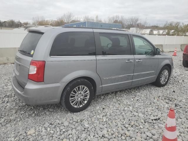 2015 Chrysler Town & Country Touring L