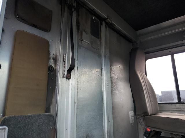 2009 Freightliner Chassis M Line WALK-IN Van