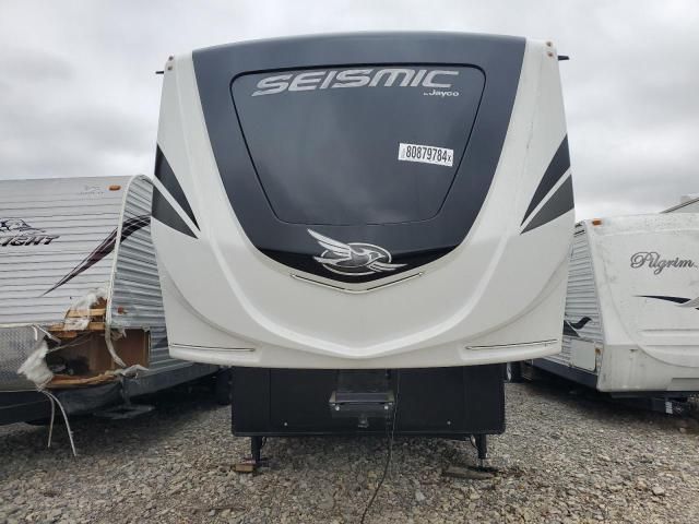 2021 Jayco Seismic