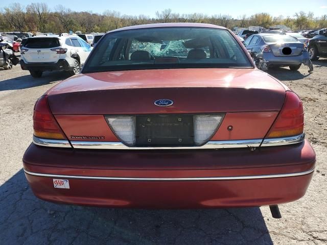 1998 Ford Crown Victoria LX