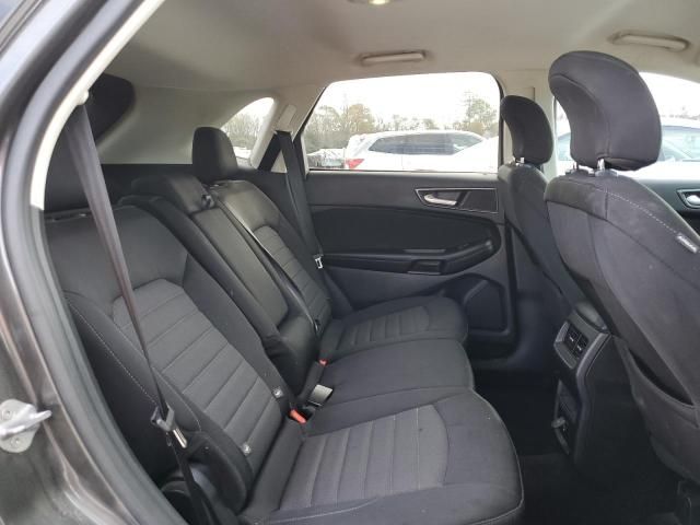 2015 Ford Edge SE