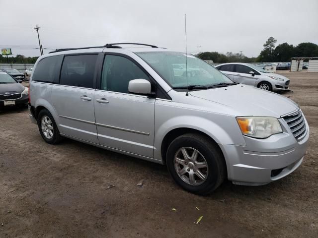 2010 Chrysler Town & Country Touring